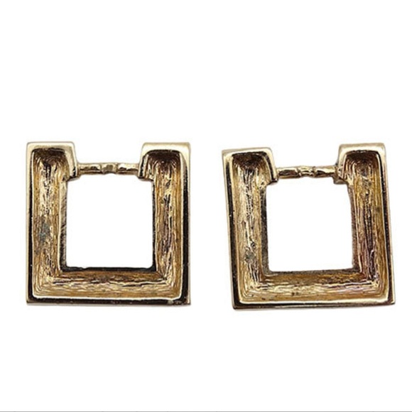 Gold-Tone Christian Dior Clip-On Earrings with Gold Attach. & Rhinestone Attach. - Picture 4 of 10